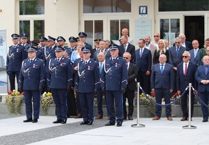 6. kierownictwo sądeckiej komendy i zaproszeni goście