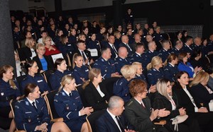 14. policjantki i zaproszeni goście w sali ANS