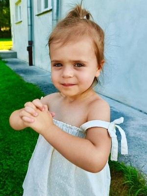 mała Nikola