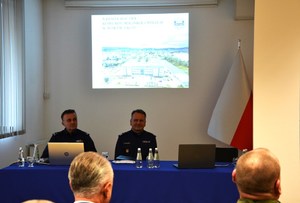 3. od prawej nadinsp. A. Bednarek i podinsp. A. Krok