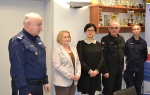 1. komendant wita uczestników spotkania