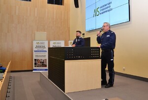 podinsp L. Górski podczas swojego wystąpienia