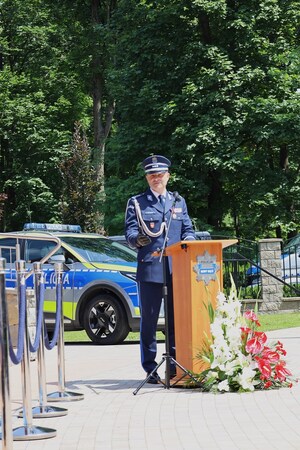 38.  I Zastępca KWP w Krakowie przemawia do zebranych