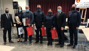 wspólne zdjęcie wyróżnionych