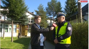 Z-ca Naczelnika Rychu Drogowego oraz dziennikarz