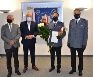 komendant miejski z komendantem wojewódzkim i władzami samorządowymi