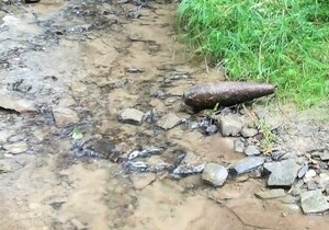 odnaleziony pocisk w korycie potoku - Muszynka 29.08.2022