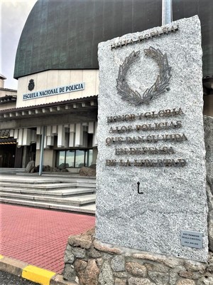 budynek Hiszpańskiej Akademii Policji Narodowej w Ávili