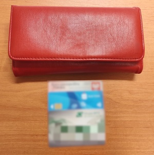 odzyskany portfel i karty kredytowe