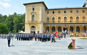 1. wprowadzenie sztandaru KMP