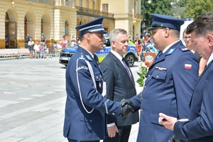 39. komendant  Dymura otrzymuje Brązowy Krzyż za Zasługi dla NSZZ Solidarność Funkcjonariuszy i Pracowników Policji